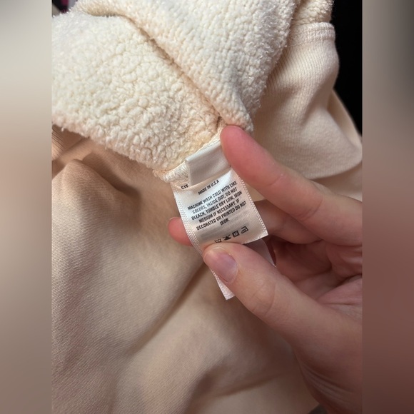 Citizens Of Humanity Melia Mock Neck Sweater - Picture 12 of 13